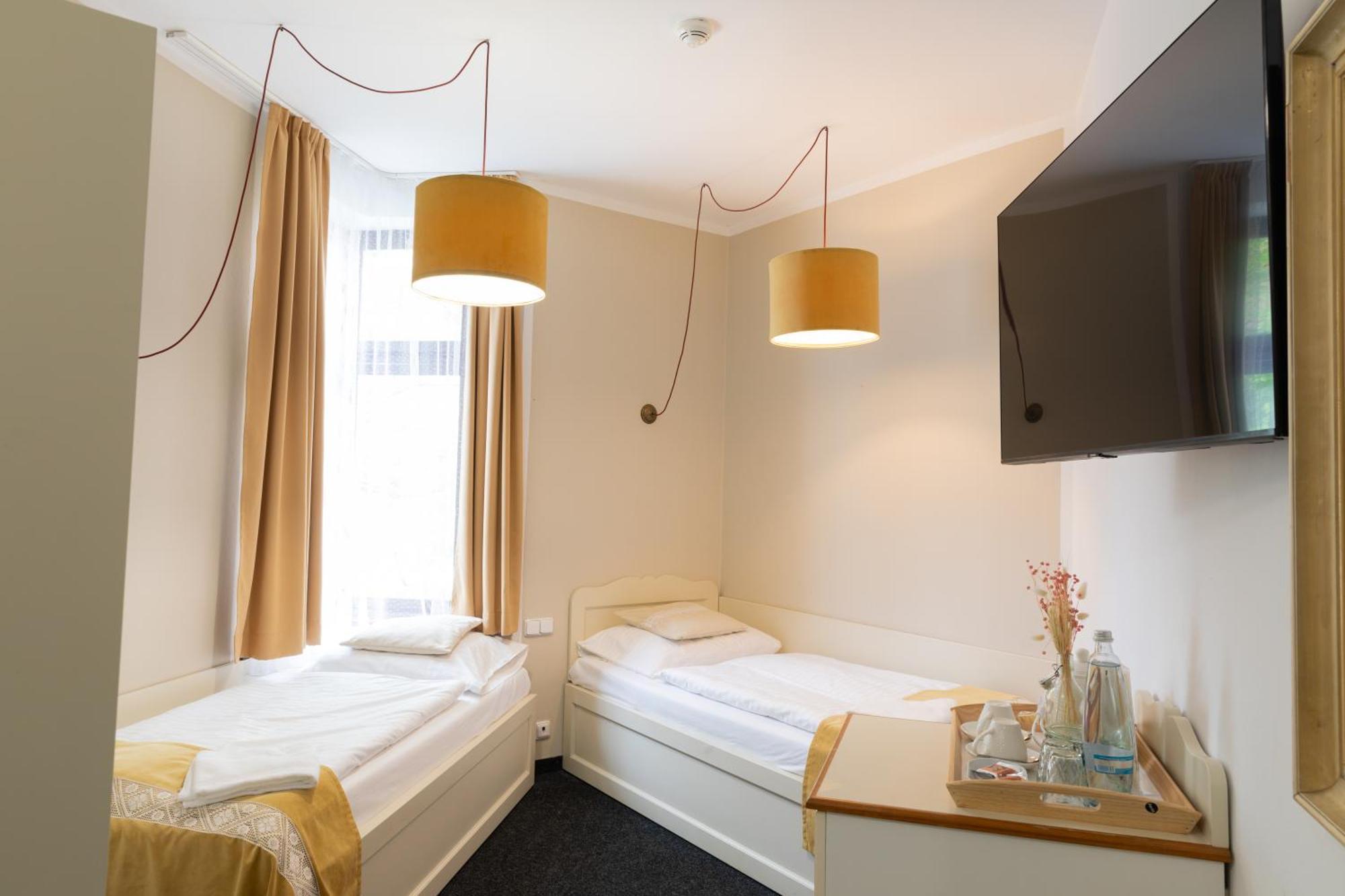 Amadeus Hostel
